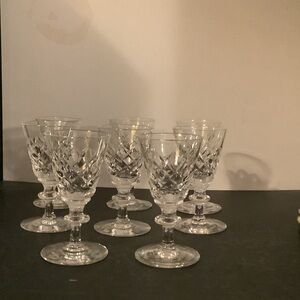 Elegant Crystal Wine Glass Set